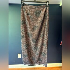 Floral Patterned Gray Skirt